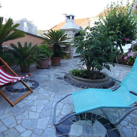 App With A Lovely Patio Mali Lošinj Esterno foto