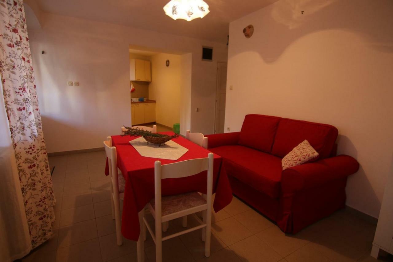App With A Lovely Patio Mali Lošinj Esterno foto