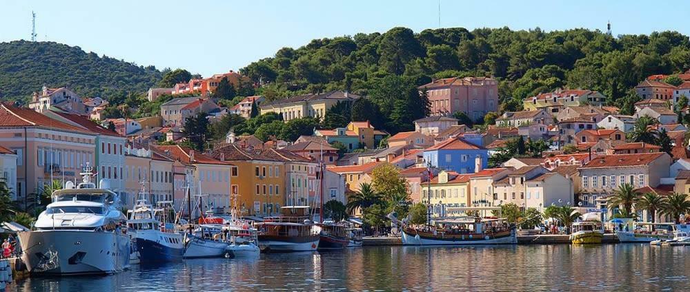 App With A Lovely Patio Mali Lošinj Esterno foto